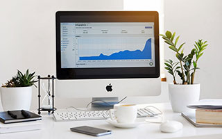 数字鸿沟下的温暖革命：信息技术如何让老年人生活更从容